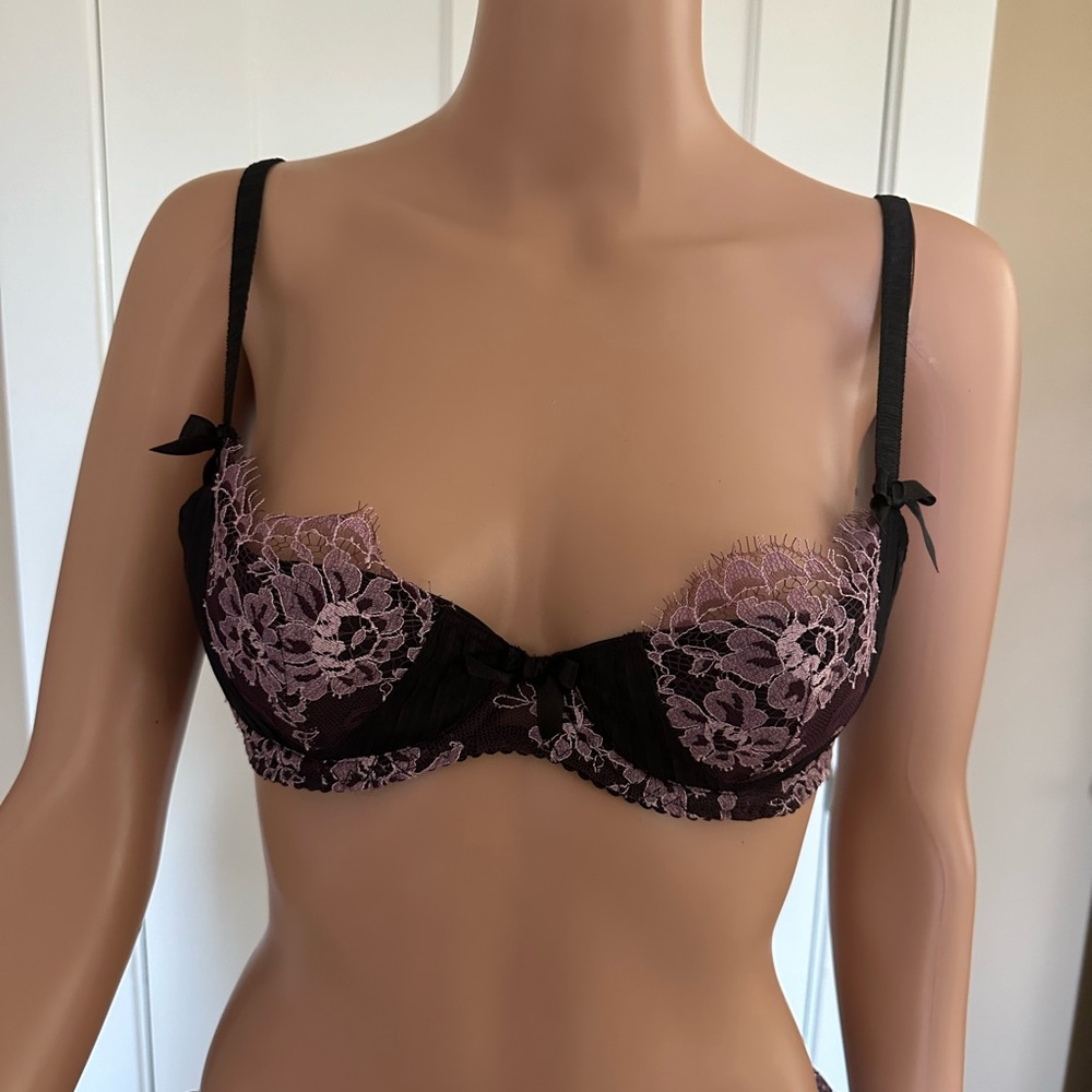 Agent Provocateur Verronika Bra size 36A Violet and Black